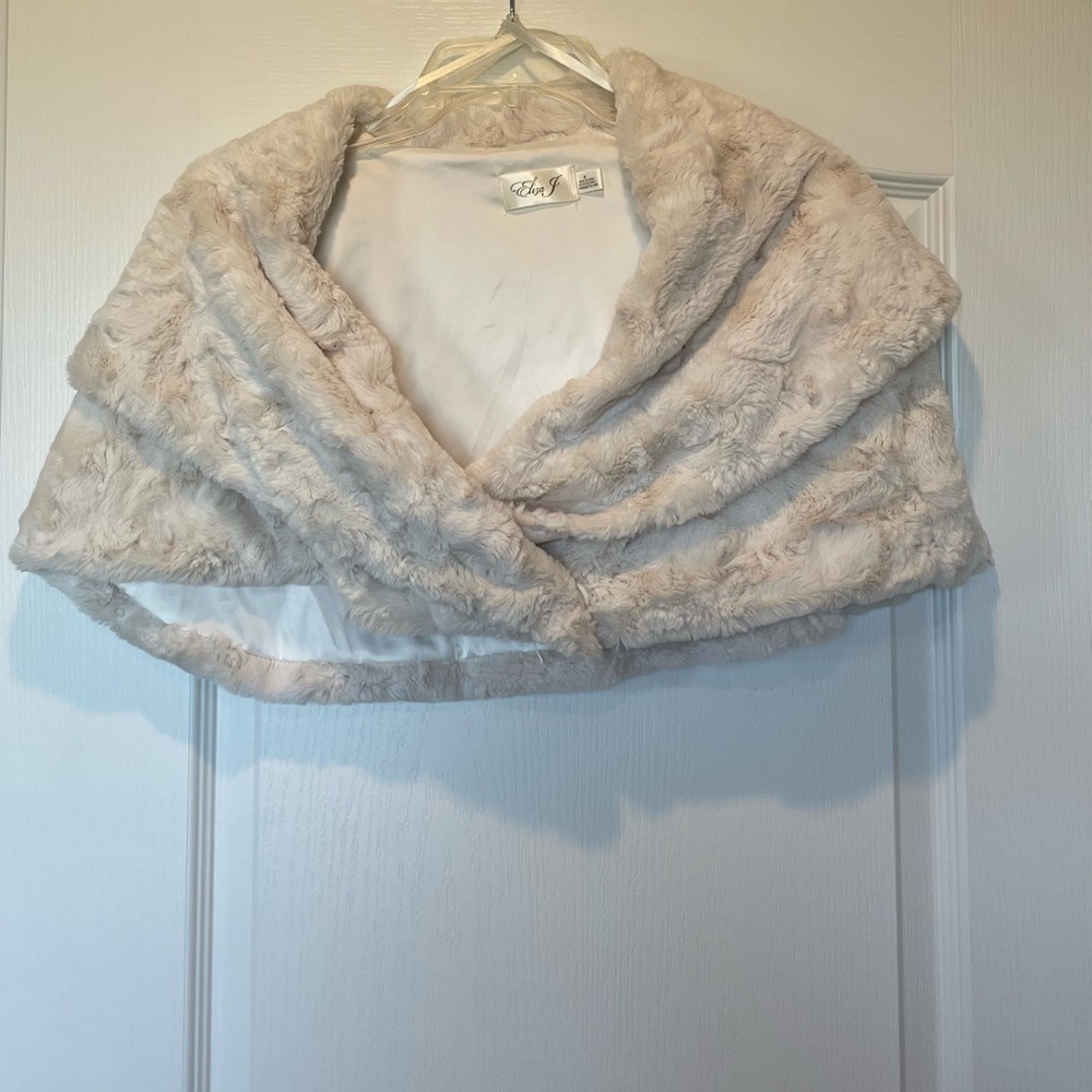 Eliza J Faux Fur Wrap